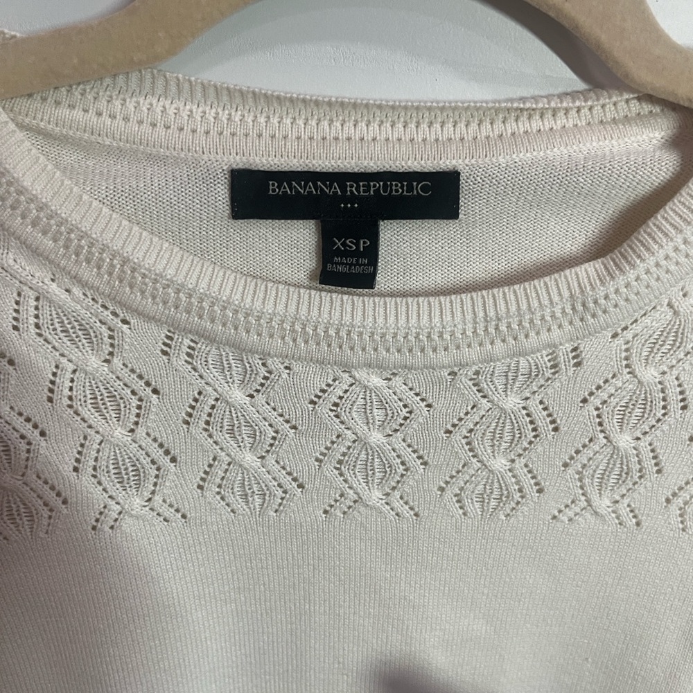 Banana Republic Women's Ivory Knit Sweater